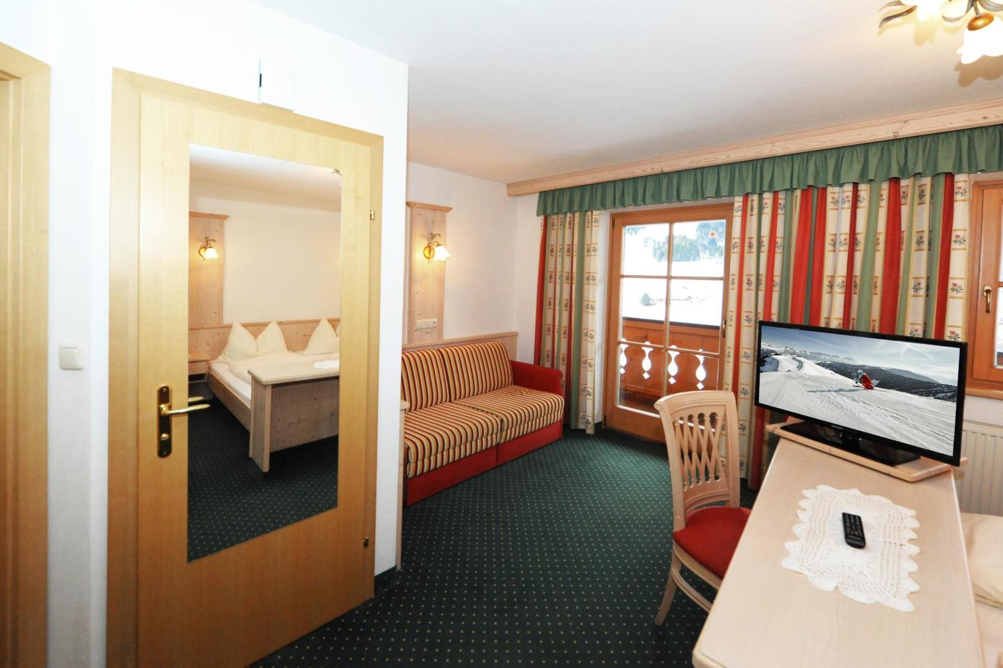 Riederhof Hotel Leogang Ngoại thất bức ảnh
